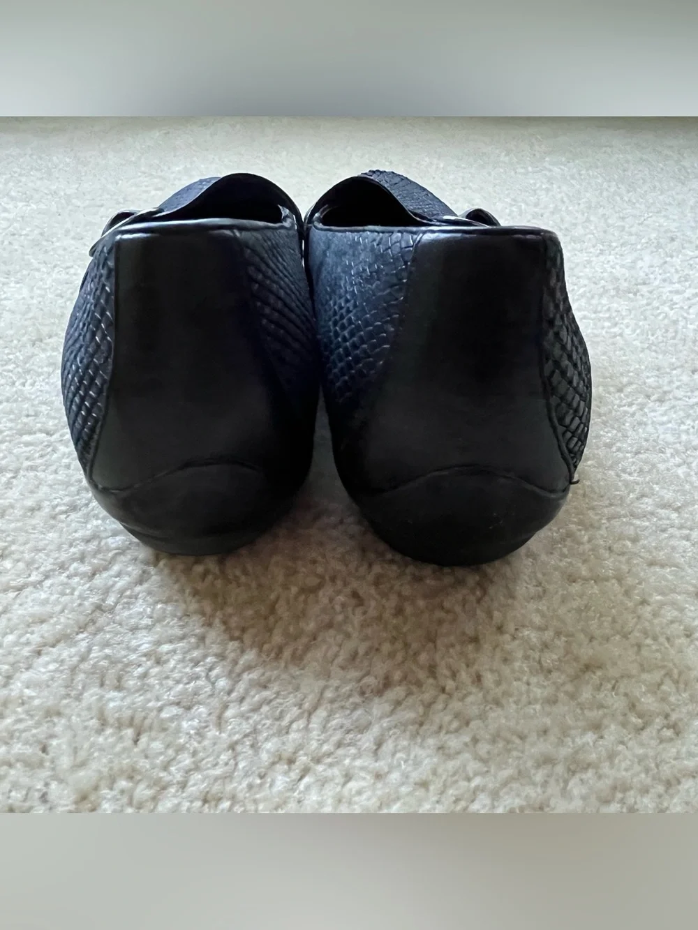 Dansko Women’s Black Leather Faux Snakeskin Mary Jane Flats - Size 40 - VGUC